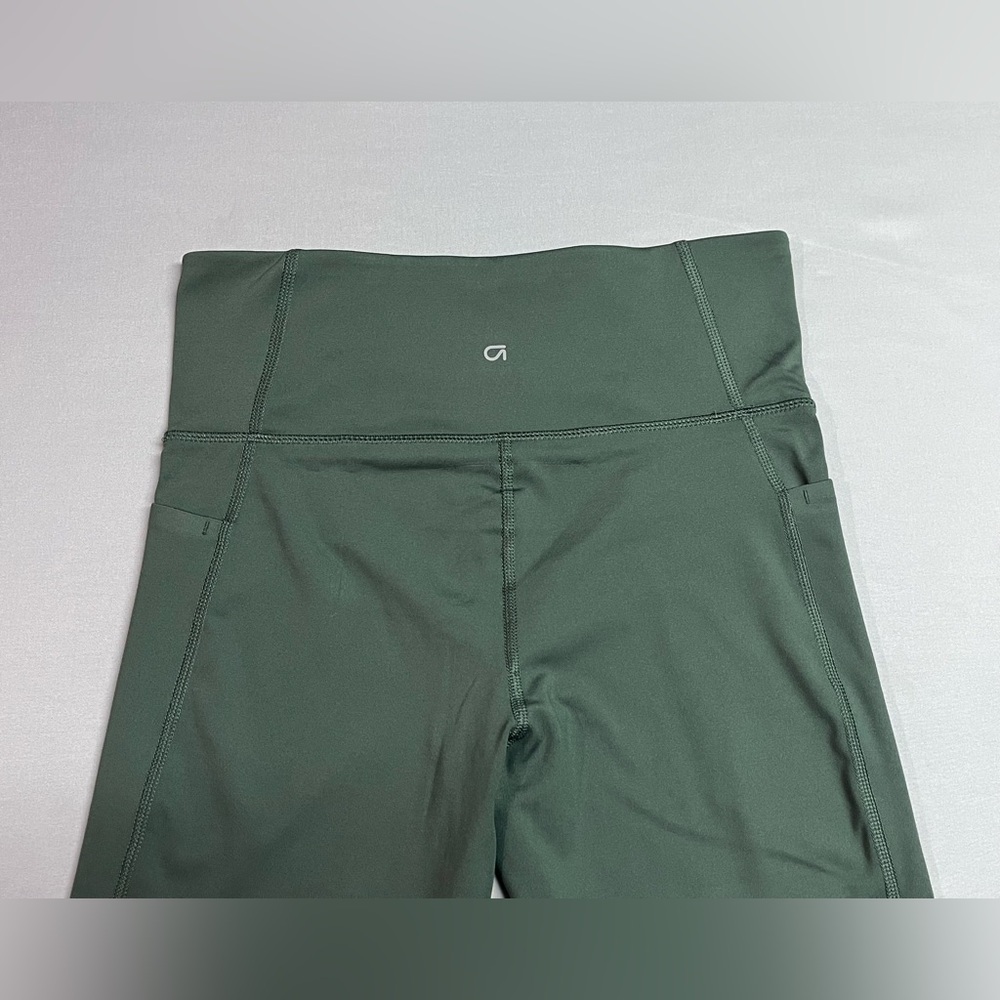 Gapfit Women's Smooth High Rise Flare Leg Ivy Green Leggings NWOT - Picture 6 of 6